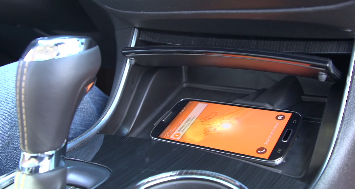 Aktivní chlazení mobilních telefonů v autě - Zprávy ze světa mobilních zařízení