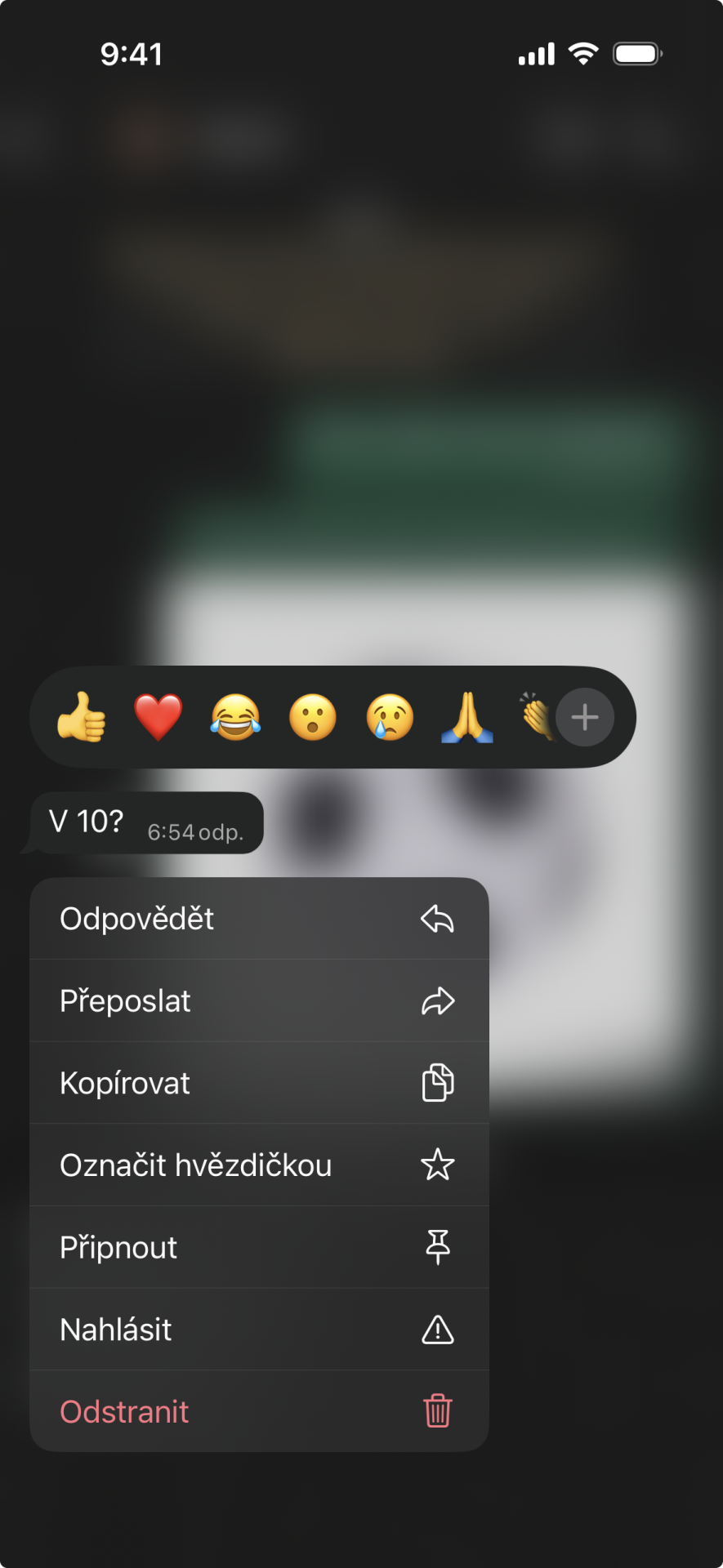 Reakce na WhatsApp zprávu - Využívání aplikací na telefonu a tabletu