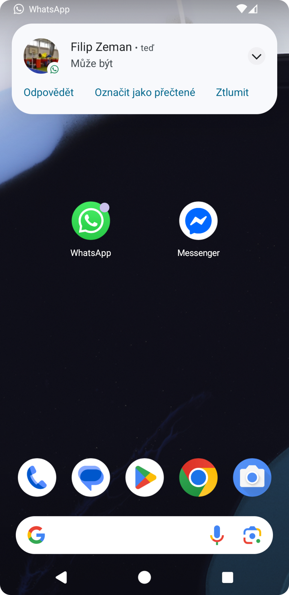 Přijmutí zprávy - Využívání aplikací na telefonu a tabletu